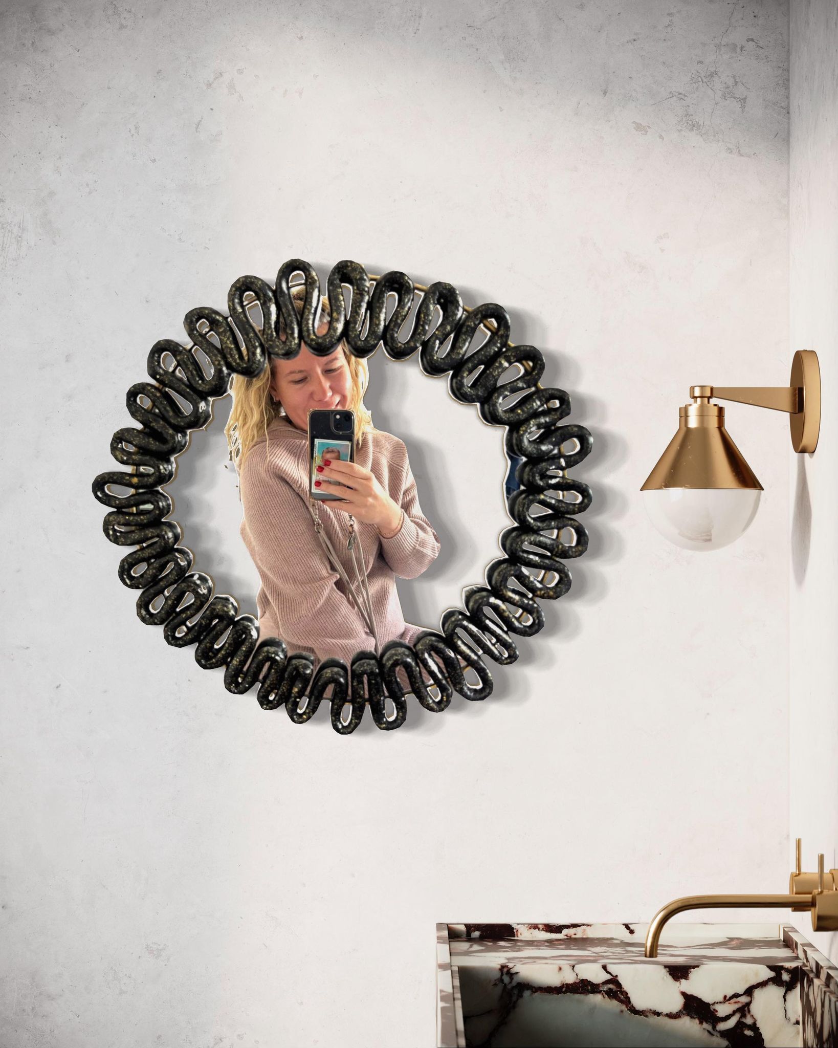 Envie d'une déco unique sur mesure ? Laissez-vous émerveiller par ce beau miroir